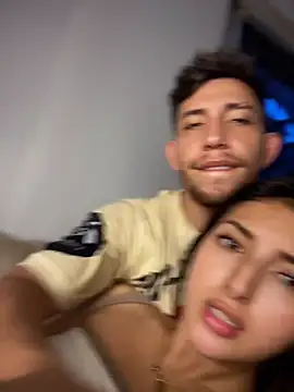 Luke_and_Liah - full naked and doggy possicion x 5 min