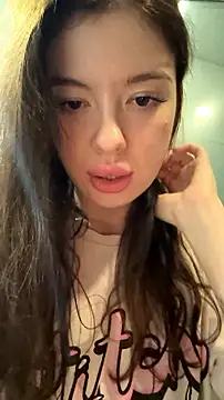 Kimi_Ass - Bubble plug in ass