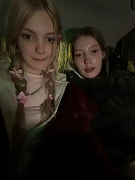 Elsawhere - Elsa squeeze boobs in UBER🚖🍒