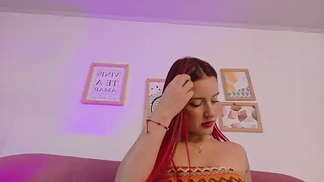 Karina2Smith - plug in my ass