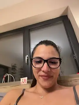EwaLeee - Make me squirt like a fountain 💦💦