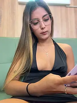 Valeria-escobar - FUCK ME IN THE LOCKERS GYM + CUM ORGASM