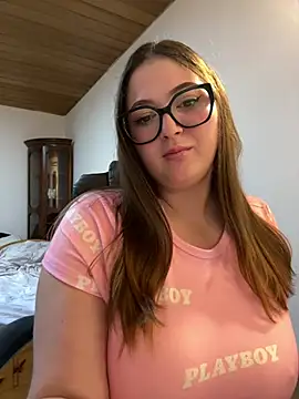 Kamilla_Loop - Oil titts