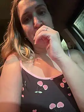 Bia_sexynovaes - Bia fica pelada dentro do 🚗