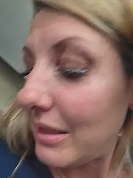SheIsSomething - Squirt naked in men's room/door open