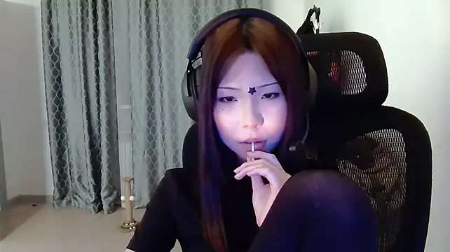 AprilOnilll