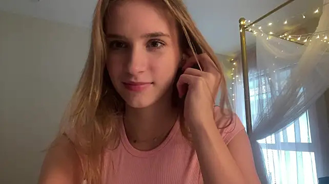 LynellMilleson - airkisses for you <3