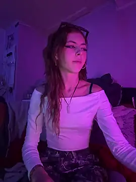 Alina-420 - Show my Pussy