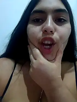 Xandra252 - Show pussy
