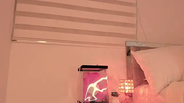 Alissonroses - Squat dildo