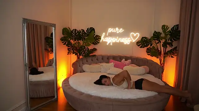 FataleNellie - dancing