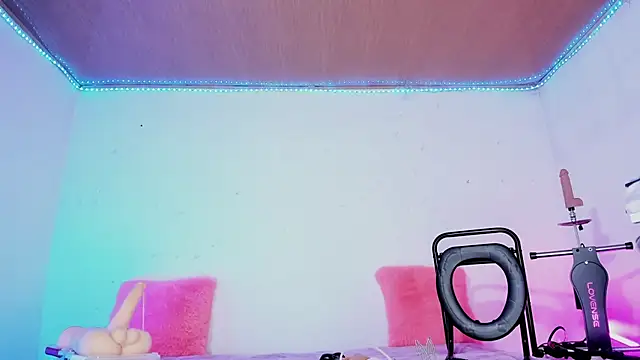 Karol_stom - FIVE FINGERS IN ASS