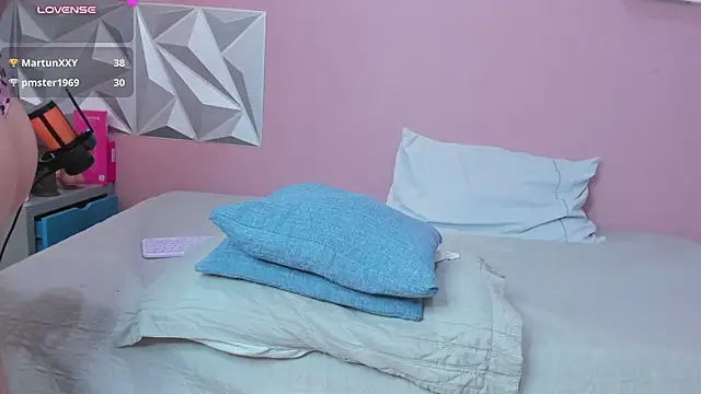 Mia_gold_ - Get up and open that ass 🔥