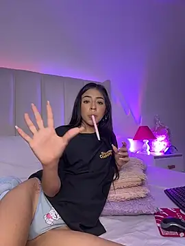 Mirandaa_Rogers - doggy style + take off panty 🍑😳