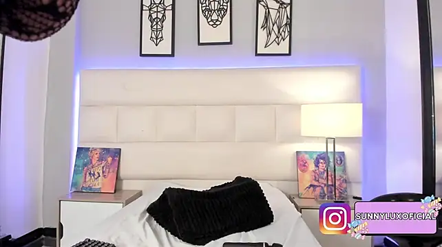 SunnyLuxxx - deepthroat and saliva