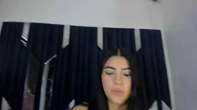 Julieta__25 - SPANKS ASS X4 + FLASH ASSHOLE