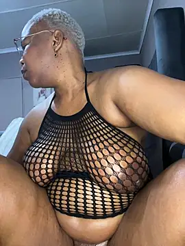 SweetCandy84 - Buzz me Daddy make me Squirt and Cream