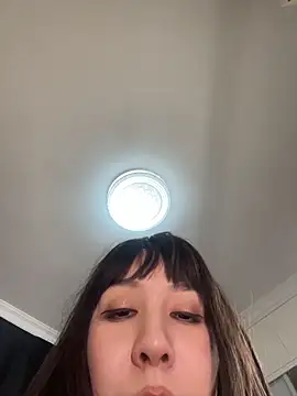 LOVEQQ8 - 脱光光直播10分钟