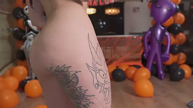 Nuryforerogh_ - 4 fingers in ass