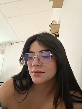 Lia_flowers - PLAY TEASING TITS FOR MAKE ME WET