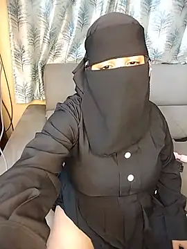 Tere_naseeb - Remove burqa