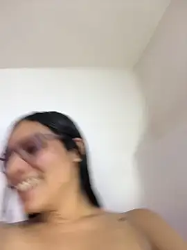 Danaeluxe - Playing with my delicious pussy🥵
