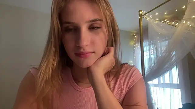 LynellMilleson - just gimme smile before end of stream