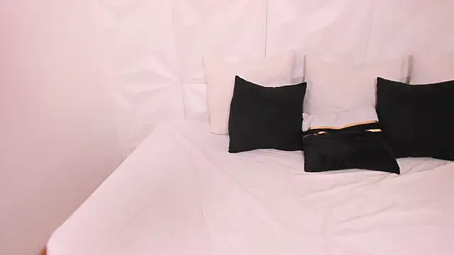 Pamela_sweet4100 - Fingers on my pussy