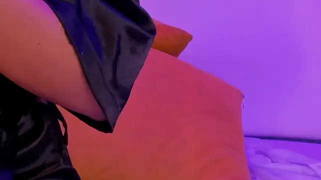 LittleCristal_ - Gape pussy , fuck pussy with dildo🔥👄🔥