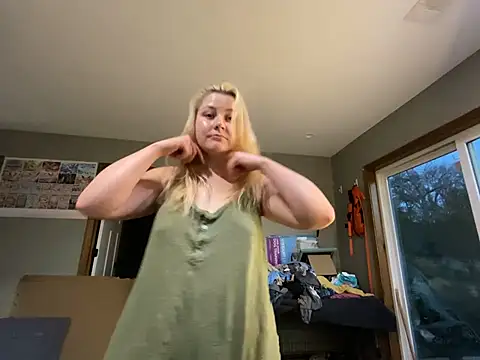 HauntedNova - pink dildo untill i cum!