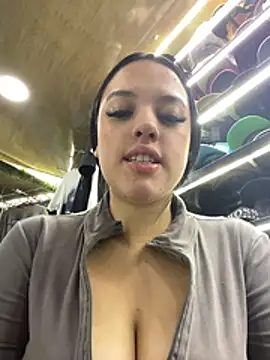 CelesteJones1 - Blow Job in public 🍆🍆