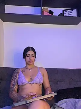 AlannaEvons - Our cum on your face 💦😈