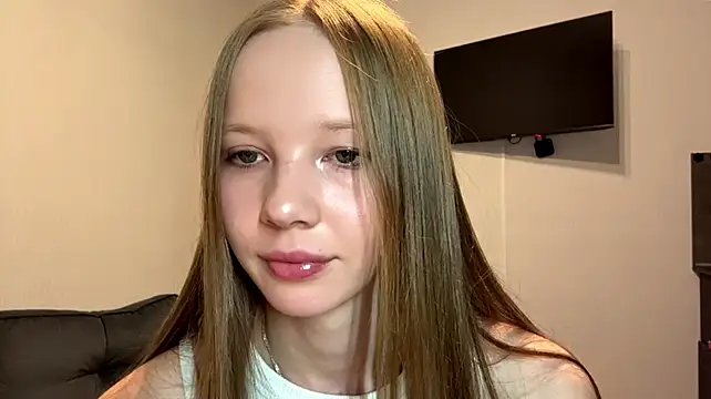 DionnaStrech - my smile will make ur day brighter <3