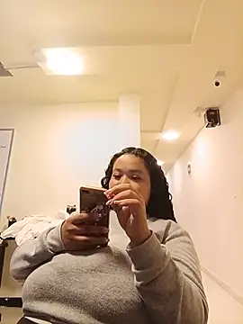 KITY_HILL - Suck boobs