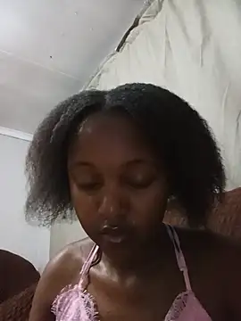 LilPeachHeart - Pay my school fees