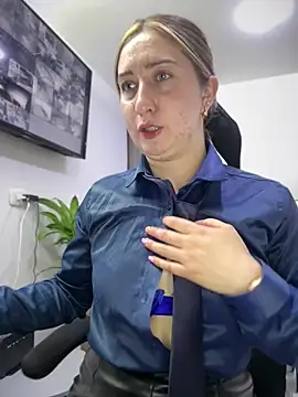 Suzy-111 - 💦SQUIRT LIKE A TSUNAMI😈TICKET🥵