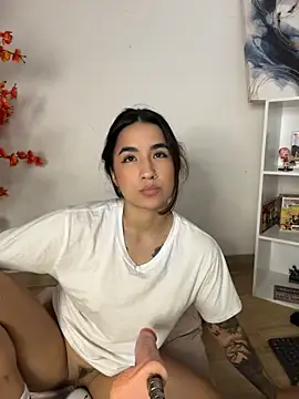 VictoriaHiill - Pls destroy me with hell vibes!🔥