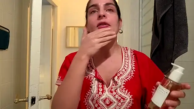 Camii2244 - Massage feet