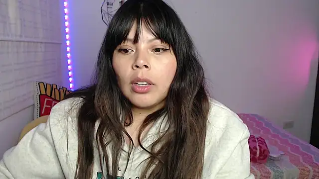 EllieMoonX - Sitting on your face