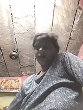 Hot_khusi753