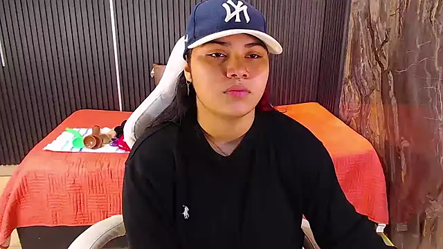 Melany_rouse18 - SUCK DILDO AND CLIP TITS