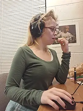 Little_Miss_Needy - Start Stripping