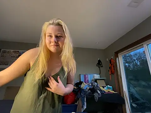 HauntedNova - pink dildo untill i cum!