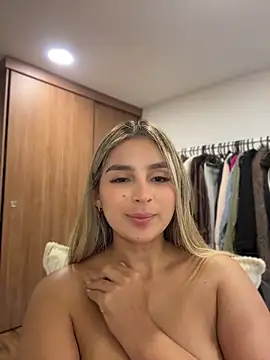 Oriana_zoeee - RIDE DILDO