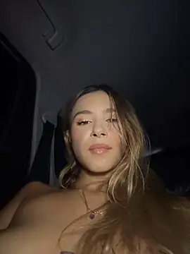 Natalia__vidal - RIDE DILDO IN SQUATSSSS IN PUBLIC