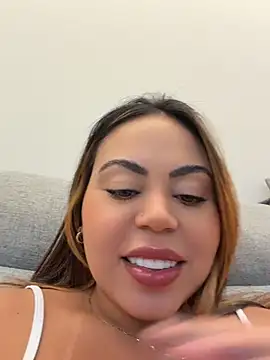 LariiHotWife - Esperando entregador