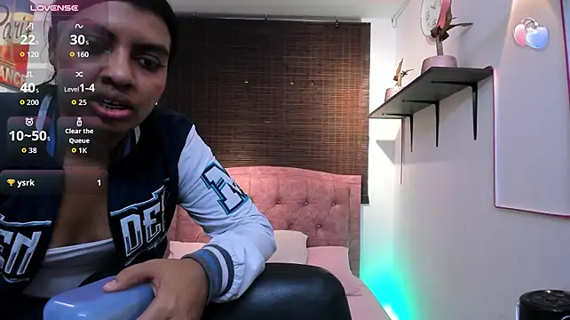 Slendy_club - azotes con las manos atadas