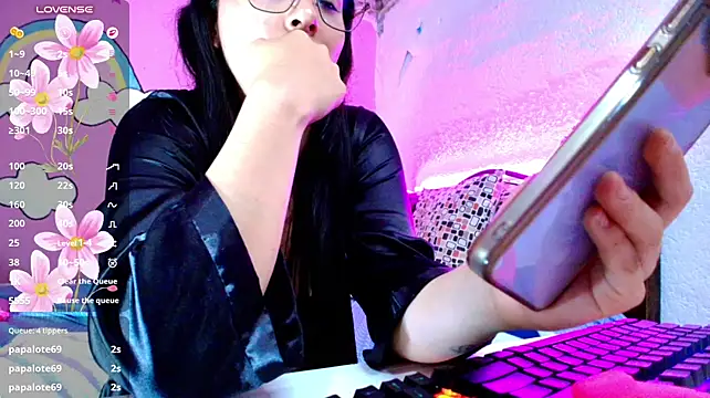Sofii_martinez - Stick a finger up your ass