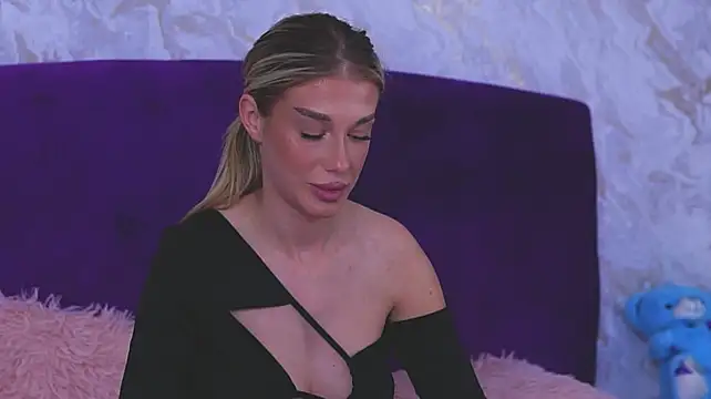 EllinaNuria - Keep your fingers inside bby girl