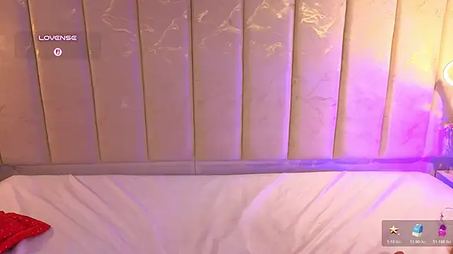 JulieDeep - Oil ASS🍑💦+ 30 spanks🔥🥵